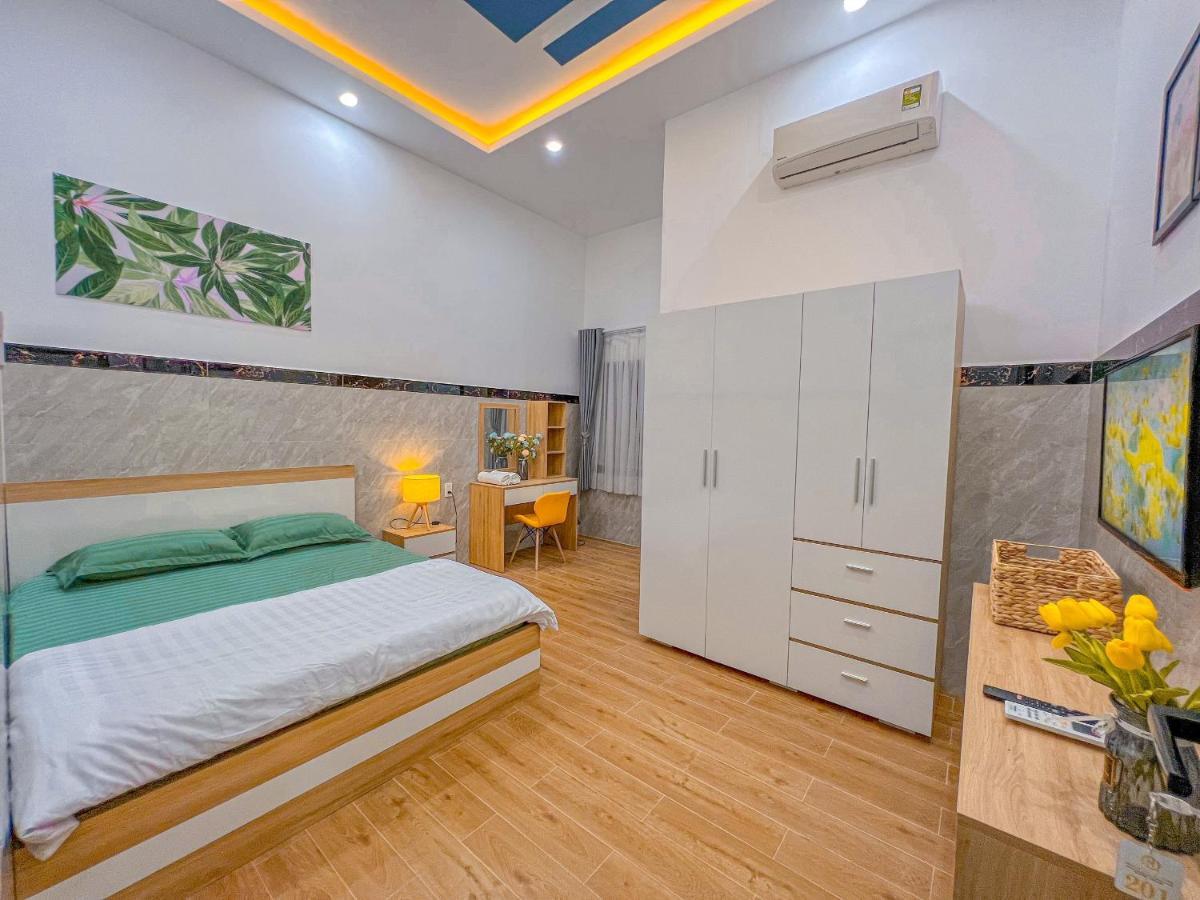 Homestay Qhome Chi Khu Co Ong Екстериор снимка