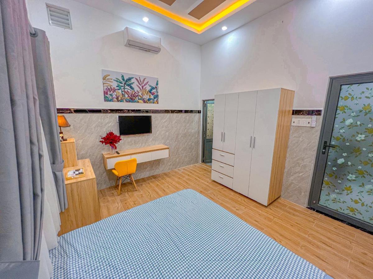Homestay Qhome Chi Khu Co Ong Екстериор снимка